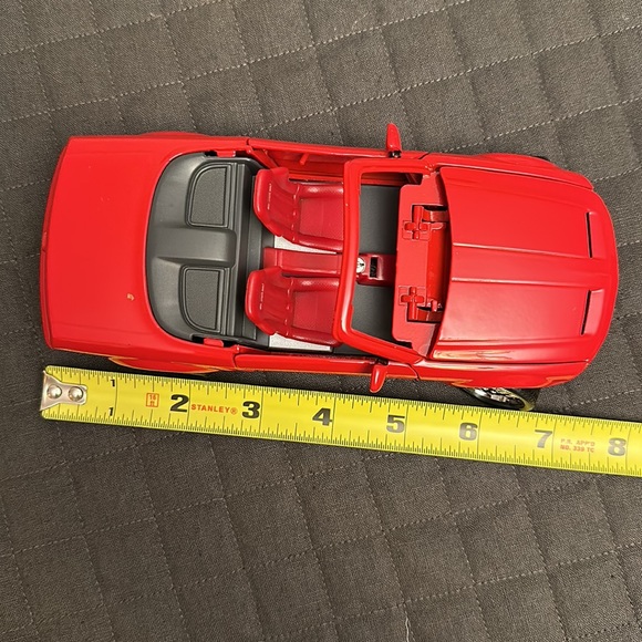 MAISTO ASSEMBLY LINE DIE CAST MODEL KIT FORD MUSTANG RED GT CONCEPT CONVERTIBLE - Picture 6 of 10